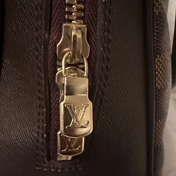 Louis Vuitton Damier Ebene Brera - Picture 3 of 5